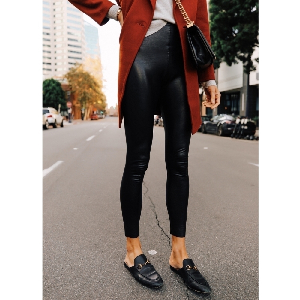 Commando Revolve Perfect Control Black High Rise … - image 3